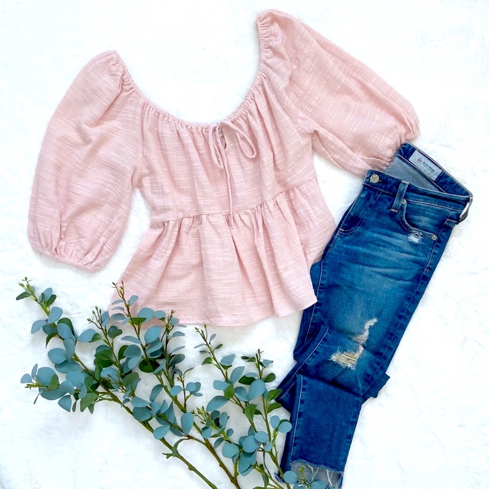 Pale Pink ⭐️NWT Textured Blouse🌸 Shorter Length - Picture 6 of 9